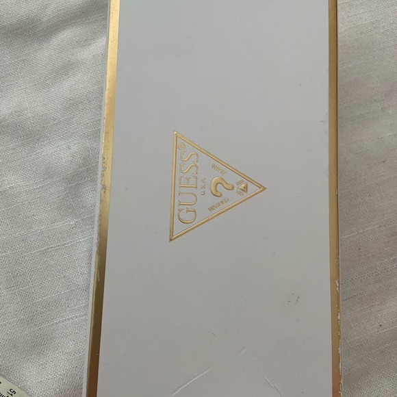 Clutch by Guess USA - Picture 7 of 12